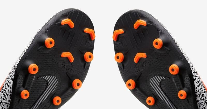 blades vs studs on football boots