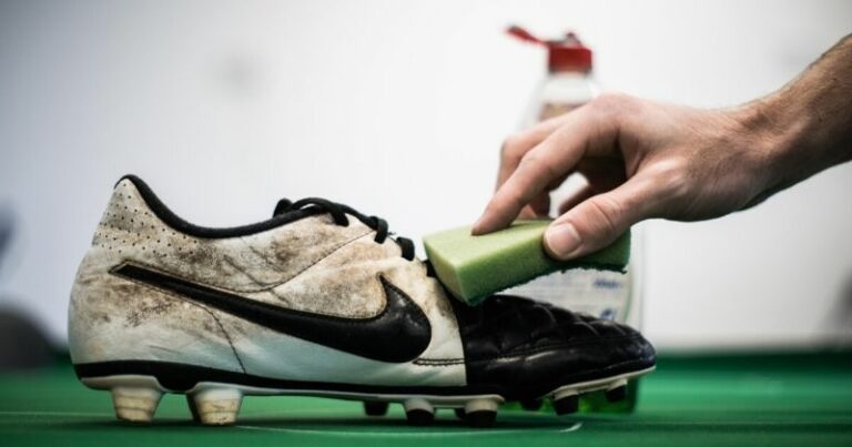 How to Stop Football Boots Smelling: 12 Ways